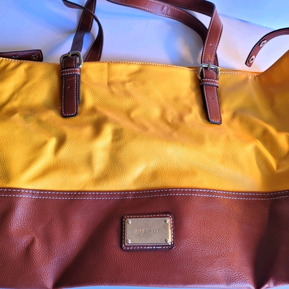 Nine West gold tote bag - Picture 1 of 7
